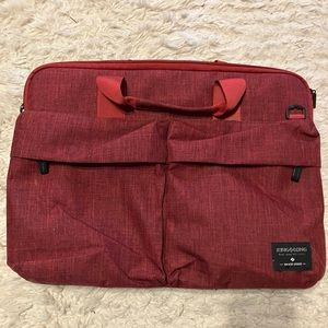 💥 Laptop Case • Red